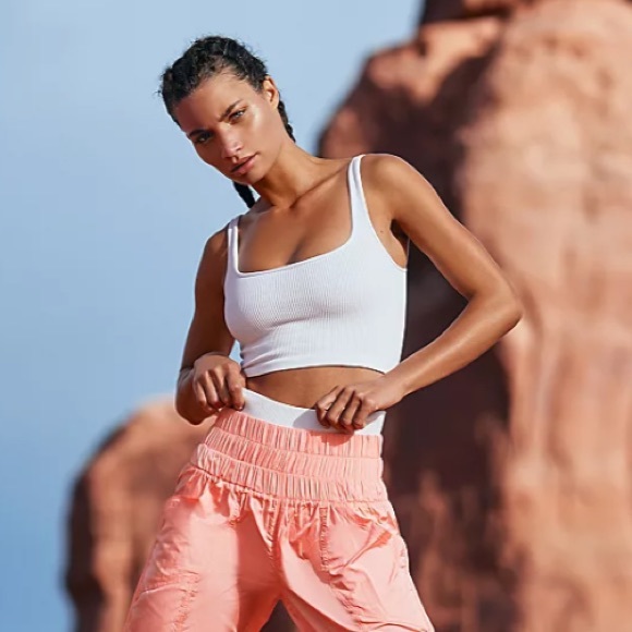 NWOT Free People Movement Happiness Runs Square Neck Crop XS/S White - Picture 2 of 11